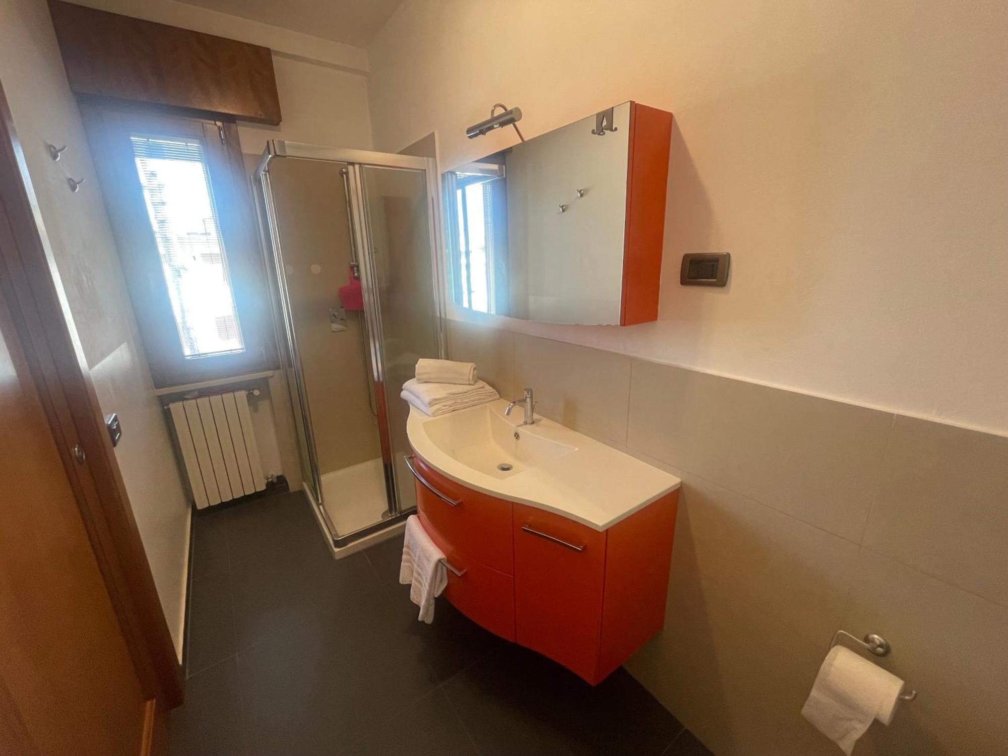 Falconera 3 Bedrooms - Agenzia Cocal Appartamento
